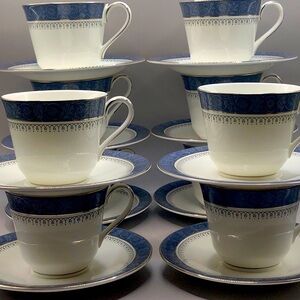 10 Royal Doulton Sherbrooke Fine Bone China Teacup & Saucers, Sugar and Creamer